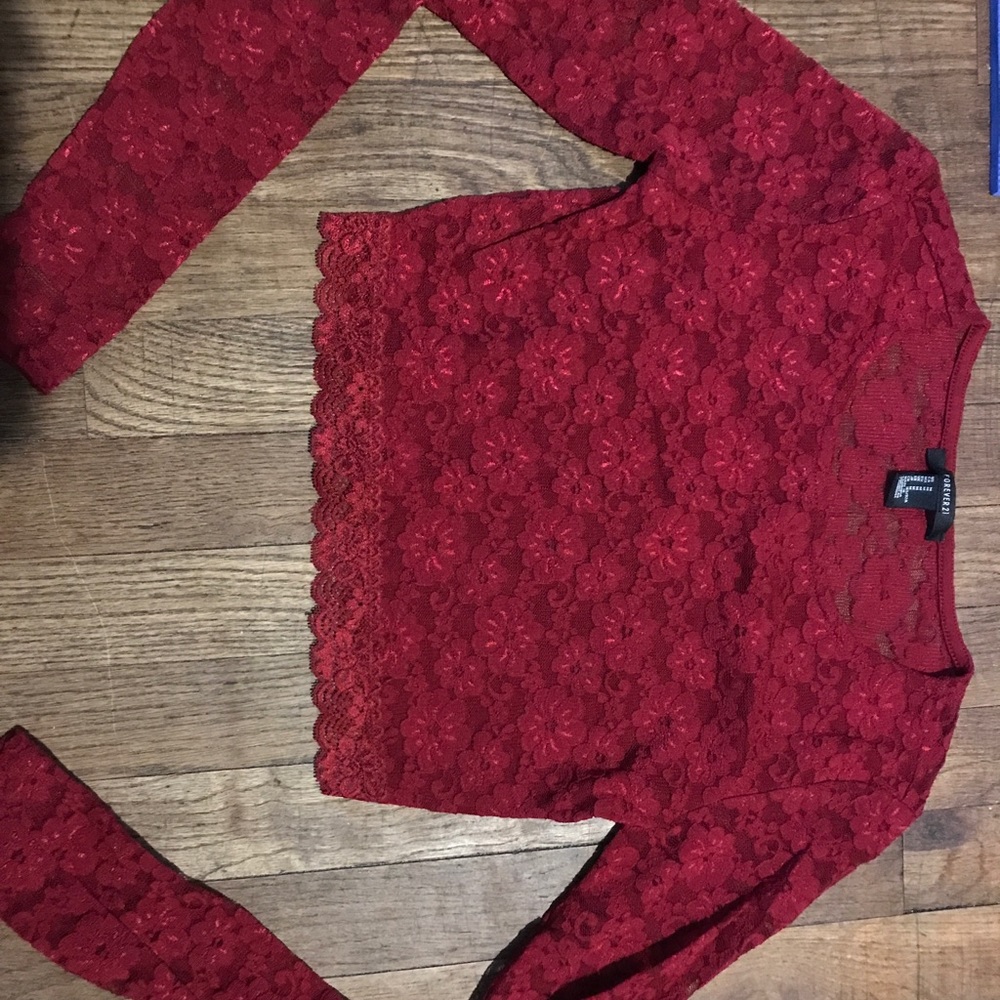 Lace crop top